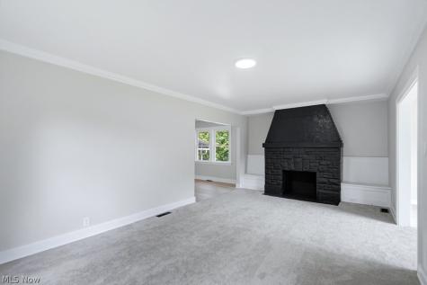 522 Massillon Road Akron OH 44306