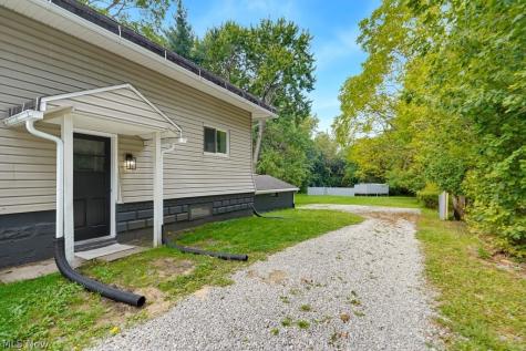 522 Massillon Road Akron OH 44306