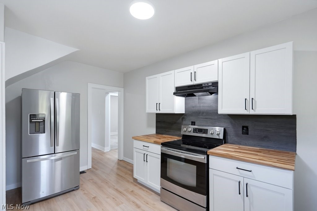 522 Massillon Road Akron OH 44306