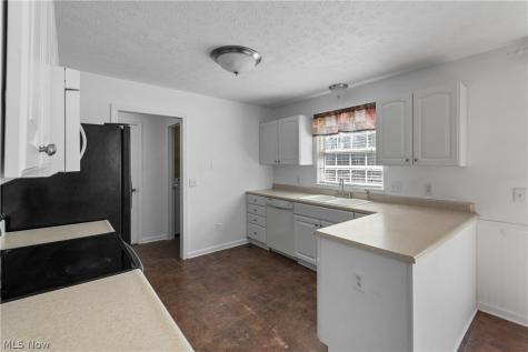 1138 Ledgestone Drive Wadsworth OH 44281