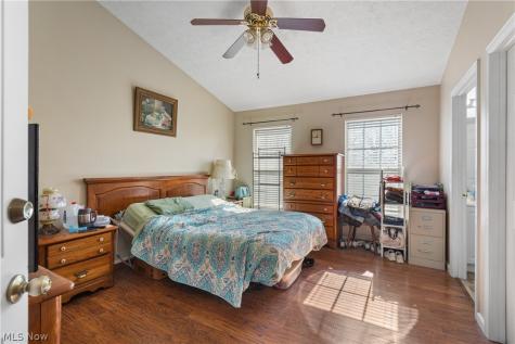 1138 Ledgestone Drive Wadsworth OH 44281