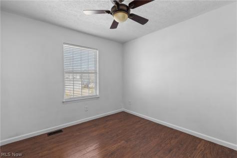 1138 Ledgestone Drive Wadsworth OH 44281