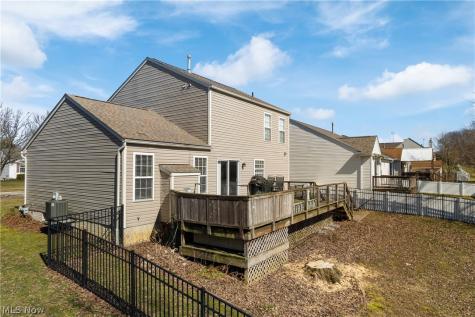 1138 Ledgestone Drive Wadsworth OH 44281