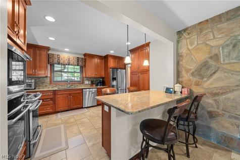 3270 Harris Road Broadview Heights OH 44147