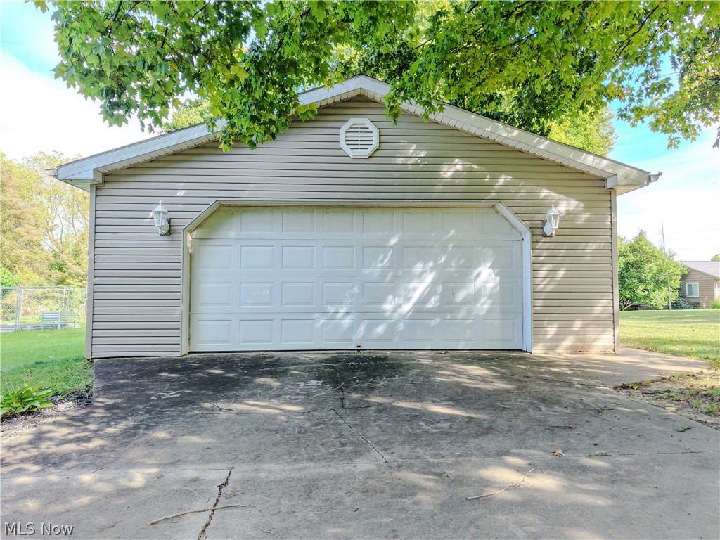 15962 Longs Church Road East Liverpool OH 43920