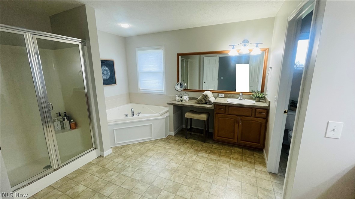 3473 Churchill Downs Stow OH 44224