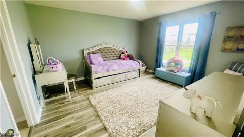 3473 Churchill Downs Stow OH 44224