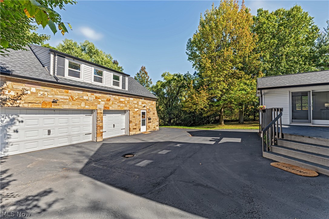 35755 Miles Road Moreland Hills OH 44022