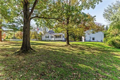 35755 Miles Road Moreland Hills OH 44022