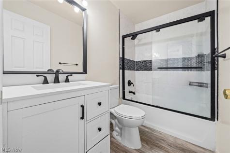 1696 E 85th Street Cleveland OH 44106