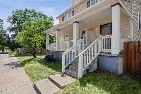 1696 E 85th Street Cleveland OH 44106