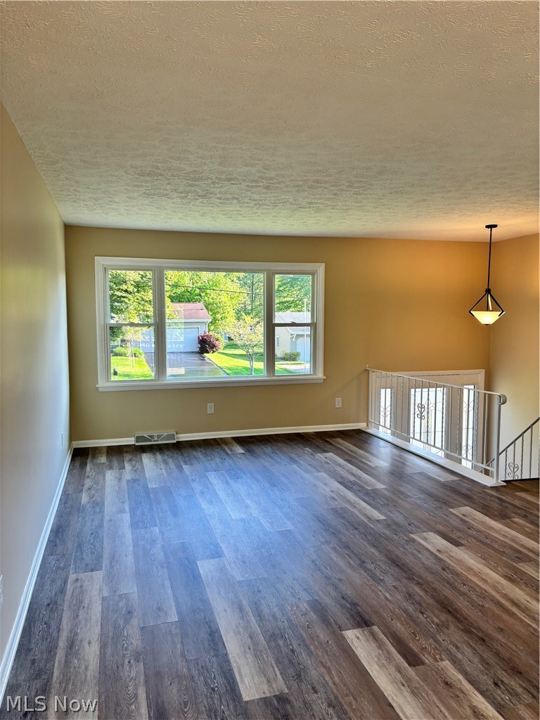 663 Meadowland Drive Hubbard OH 44425