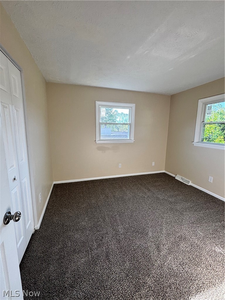 663 Meadowland Drive Hubbard OH 44425