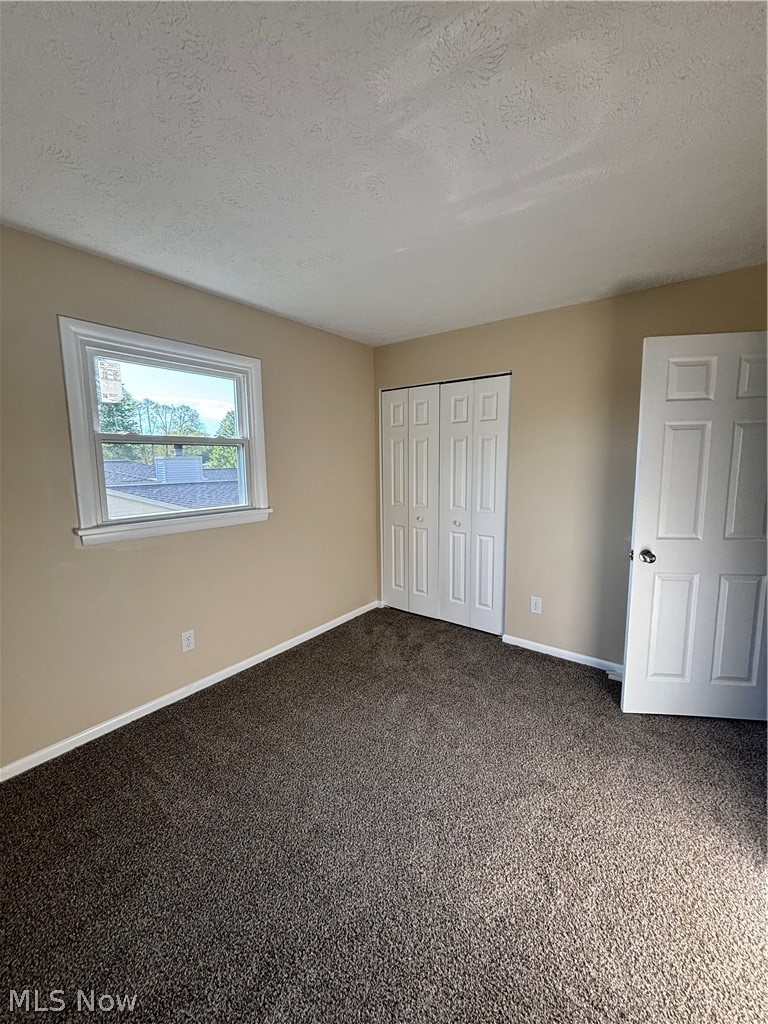 663 Meadowland Drive Hubbard OH 44425