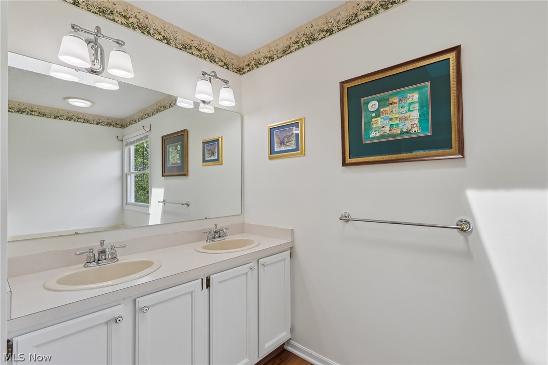 255 Gloucester Drive Medina OH 44256