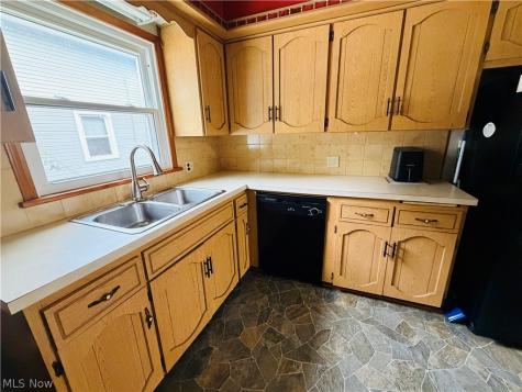 1040 W 18th Street Lorain OH 44052