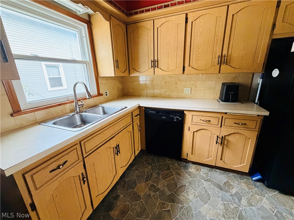 1040 W 18th Street Lorain OH 44052