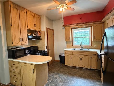 1040 W 18th Street Lorain OH 44052