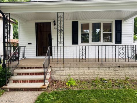 1040 W 18th Street Lorain OH 44052