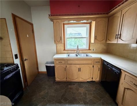 1040 W 18th Street Lorain OH 44052