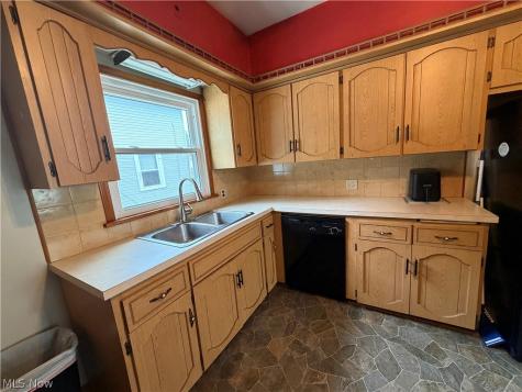 1040 W 18th Street Lorain OH 44052