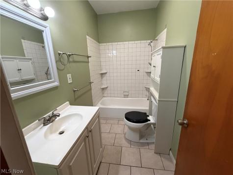 1040 W 18th Street Lorain OH 44052