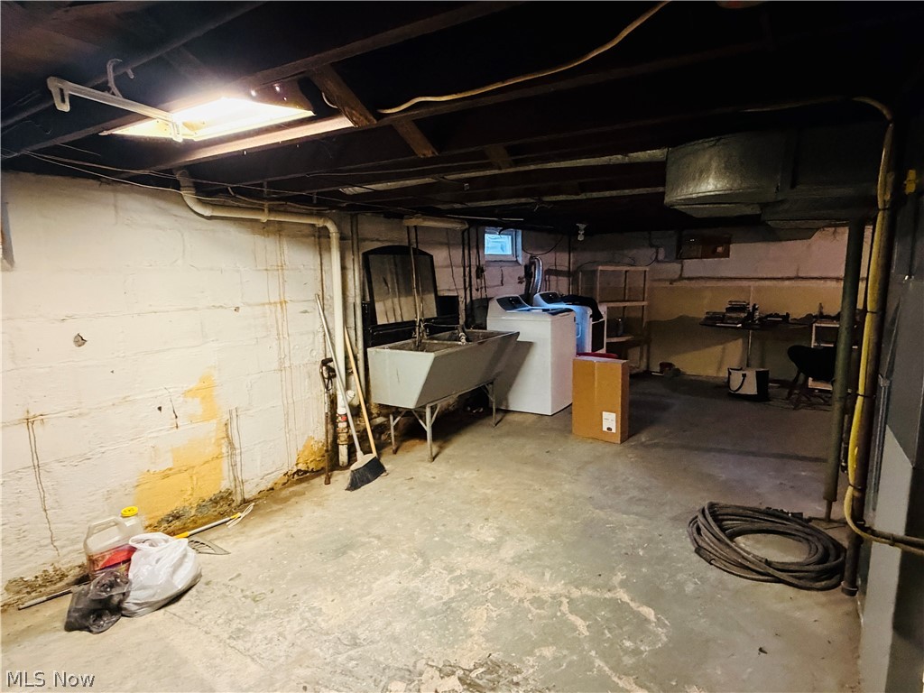 1040 W 18th Street Lorain OH 44052