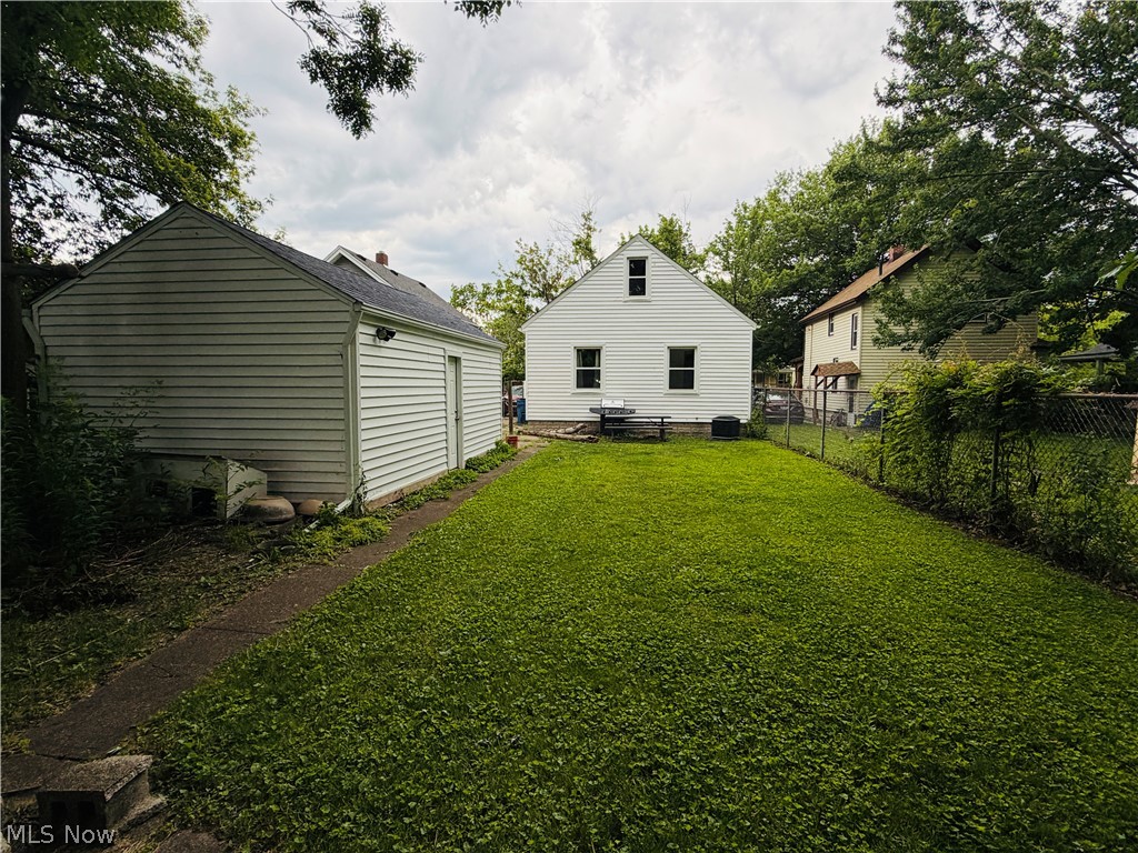 1040 W 18th Street Lorain OH 44052