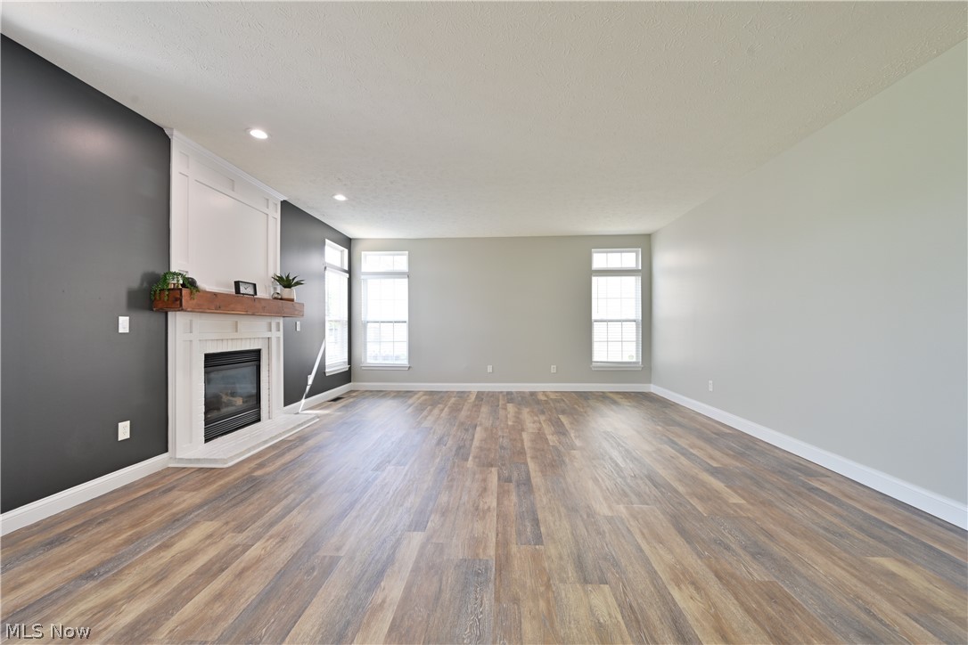 805 Horseshoe Way Avon Lake OH 44012