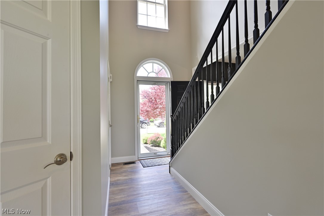 805 Horseshoe Way Avon Lake OH 44012