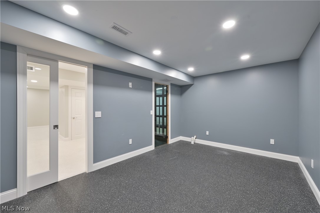 805 Horseshoe Way Avon Lake OH 44012