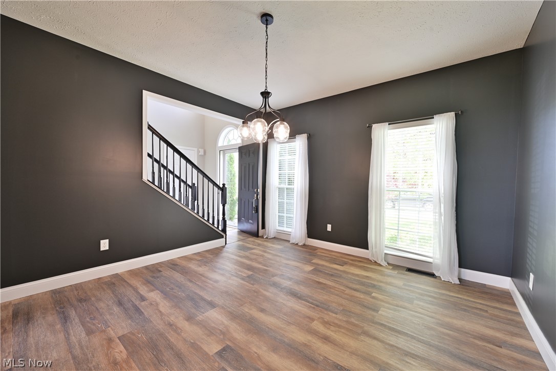 805 Horseshoe Way Avon Lake OH 44012