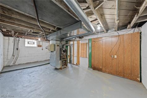 39 E Catawba Avenue Akron OH 44301