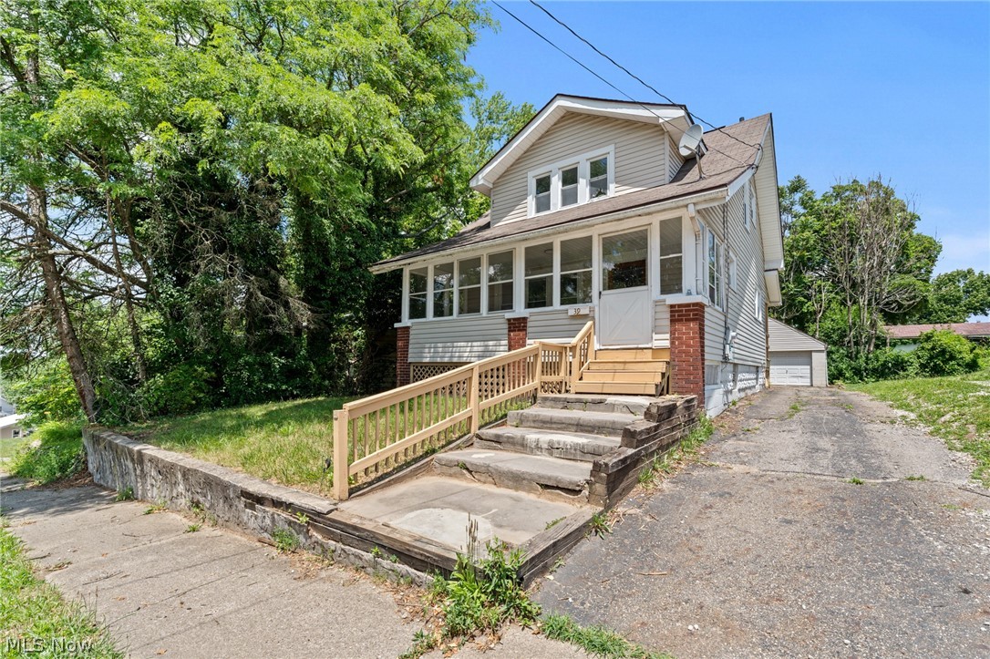 39 E Catawba Avenue Akron OH 44301