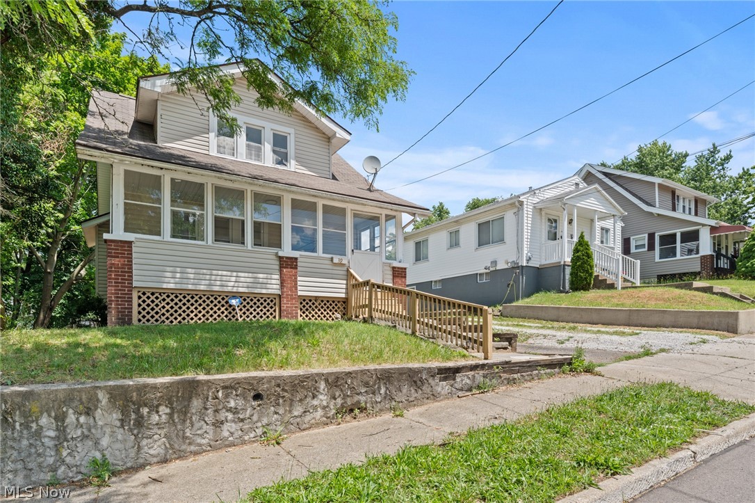 39 E Catawba Avenue Akron OH 44301