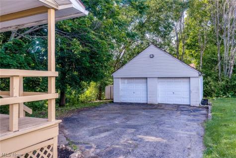 39 E Catawba Avenue Akron OH 44301
