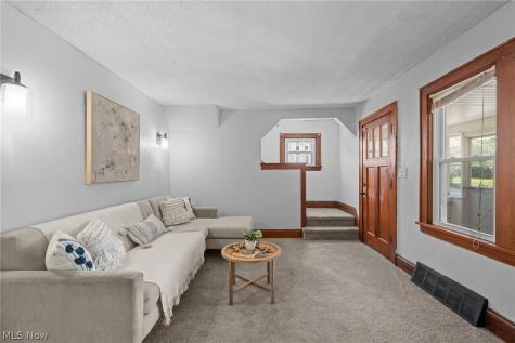 39 E Catawba Avenue Akron OH 44301