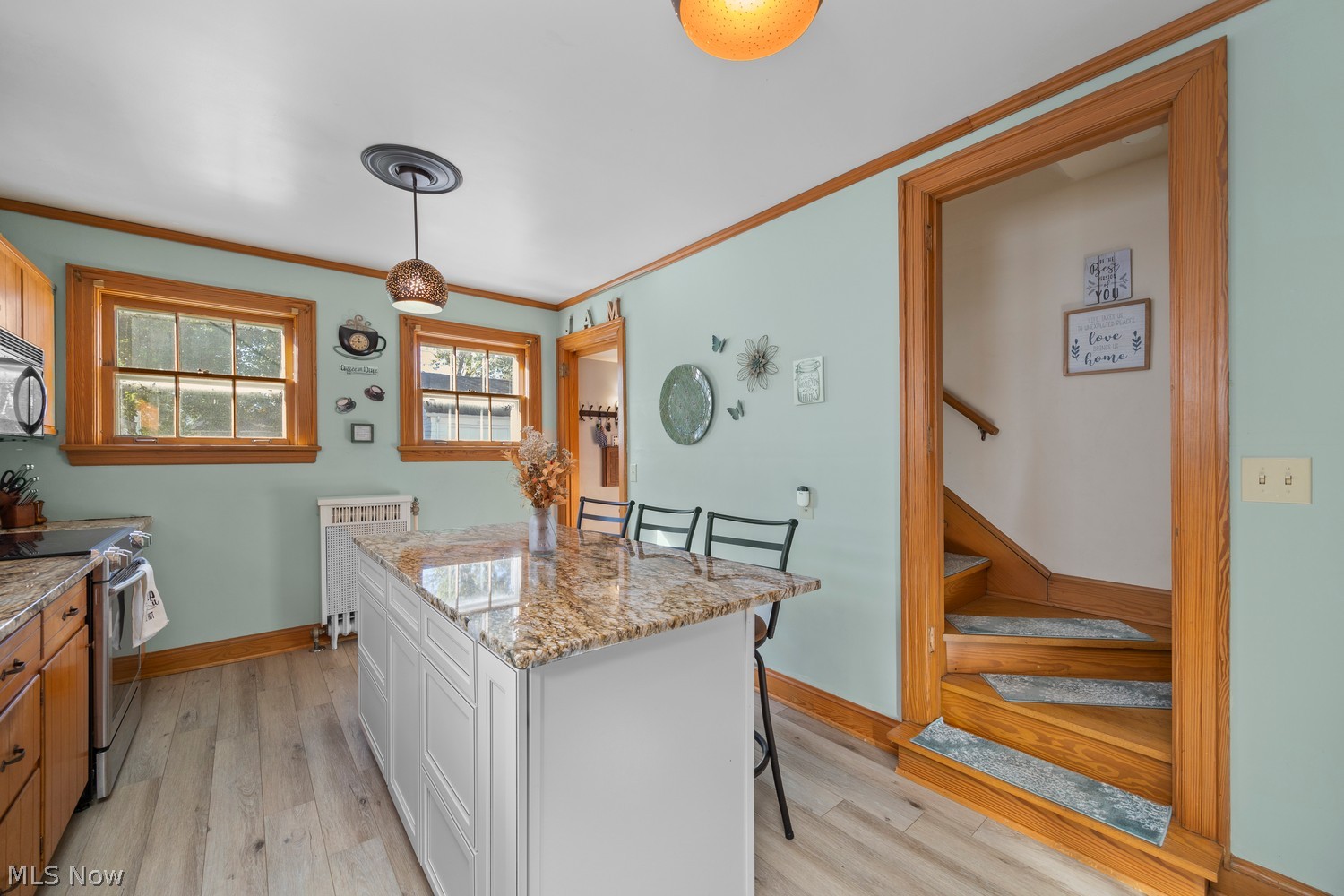 207 Eastern Heights Boulevard Elyria OH 44035