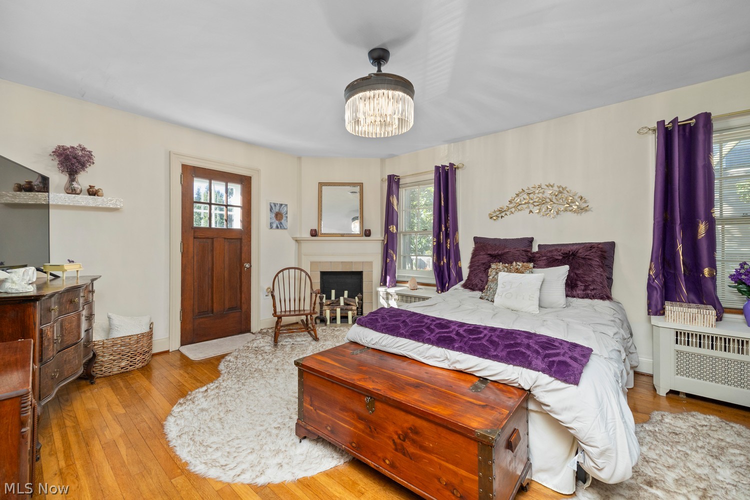 207 Eastern Heights Boulevard Elyria OH 44035