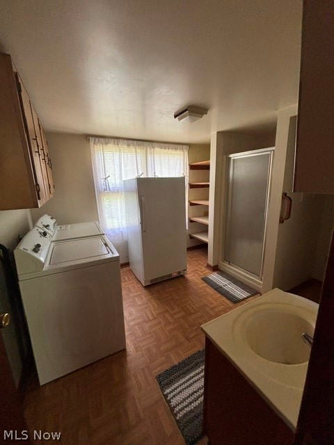 338 S High/alley Freeport OH 43973