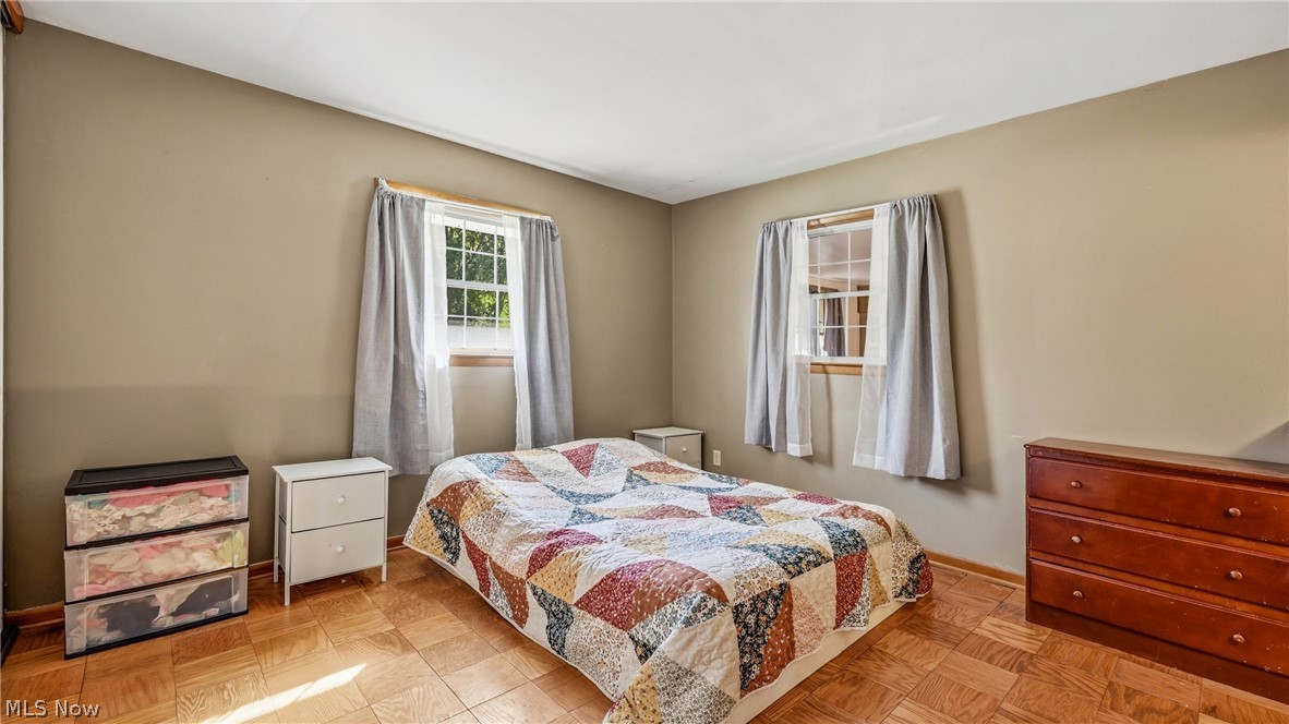 208 Creed Avenue Hubbard OH 44425