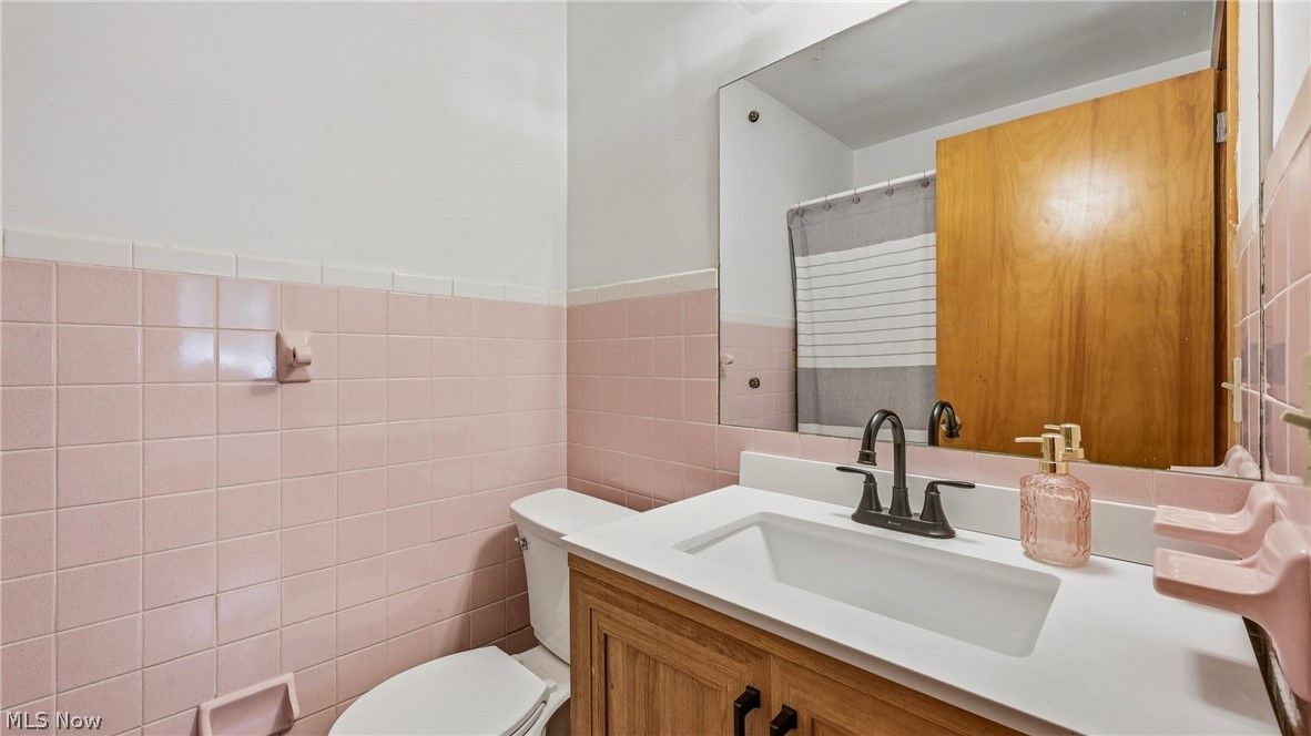 208 Creed Avenue Hubbard OH 44425