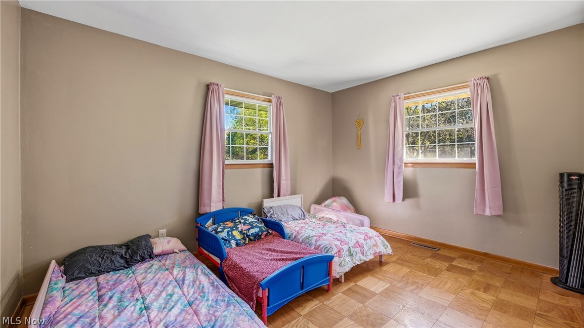 208 Creed Avenue Hubbard OH 44425