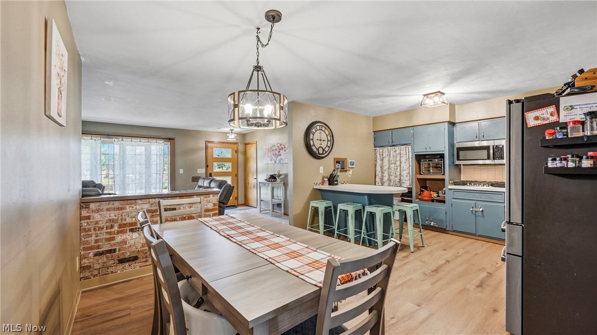 208 Creed Avenue Hubbard OH 44425