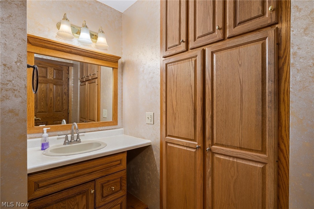1849 Township Road 1255 Ashland OH 44805