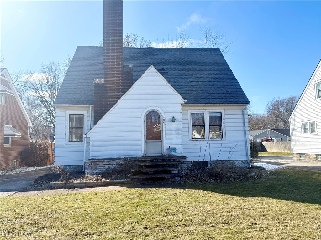 845 Hine Avenue Painesville OH 44077