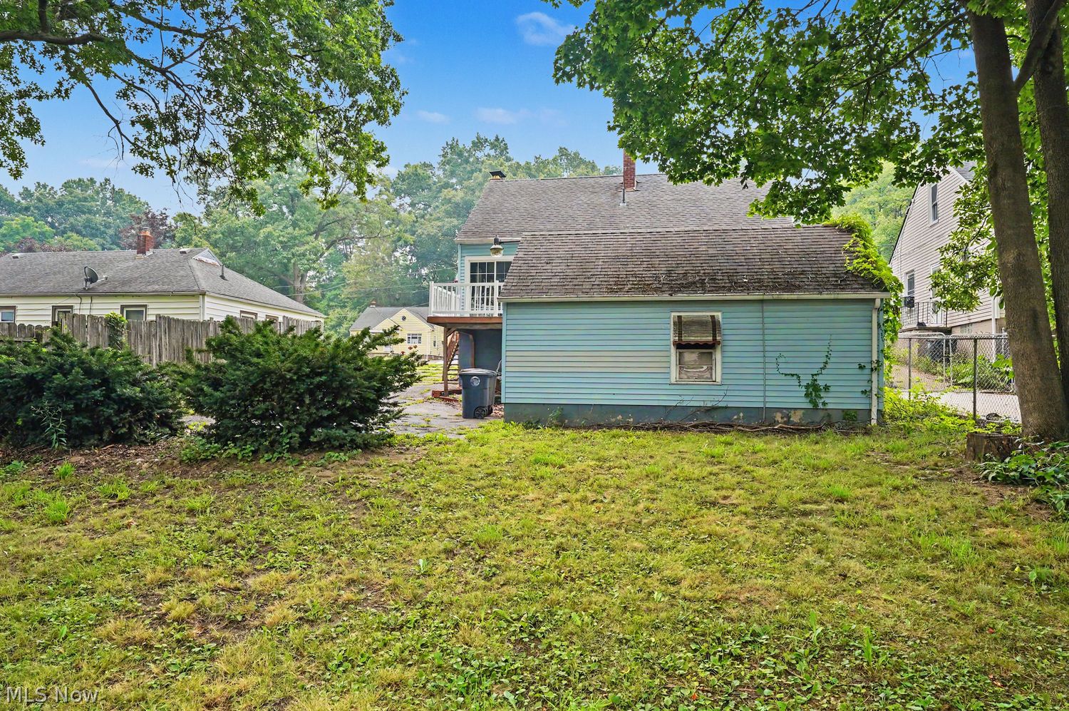 2651 Robindale Avenue Akron OH 44312