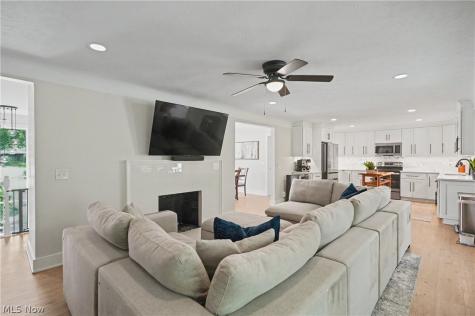 10385 King Coe Lane Strongsville OH 44149