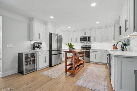 10385 King Coe Lane Strongsville OH 44149