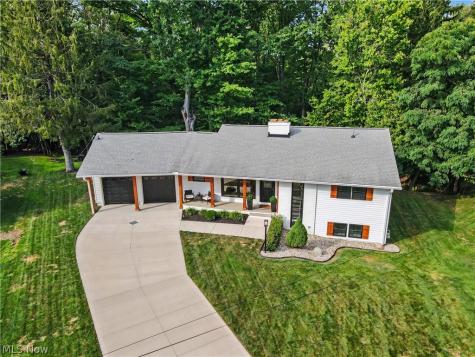 10385 King Coe Lane Strongsville OH 44149